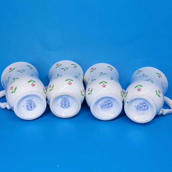 Royal Victoria Fine Bone China Set Of 4 Floral 4 1/2"H X 3"W Tall Footed Cups - Picture 4 of 9
